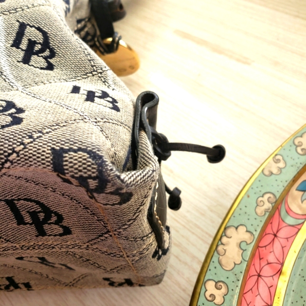 Dooney Bourke Hobo - Picture 12 of 16